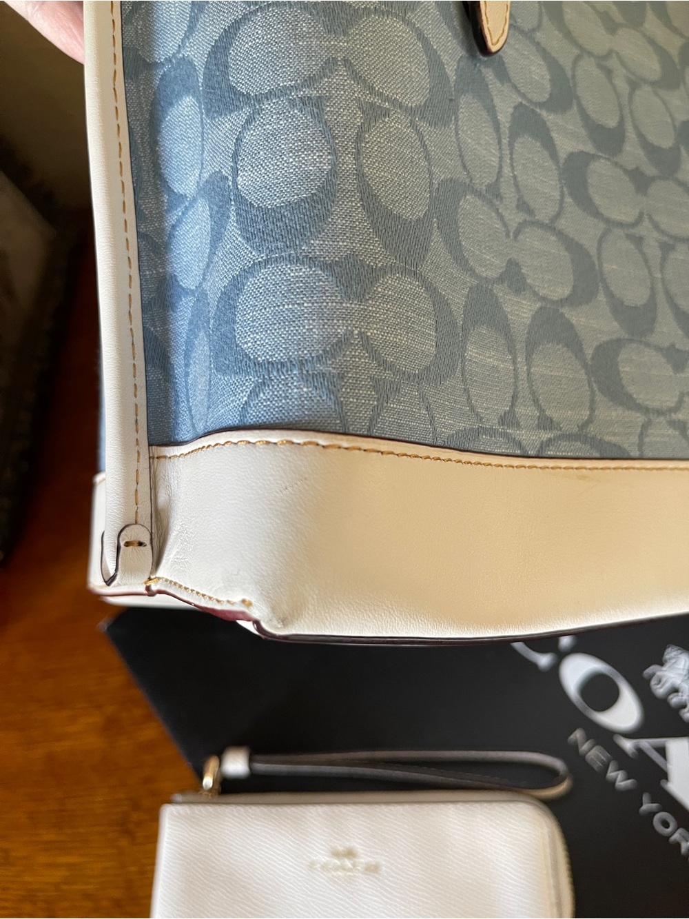 Coach Mollie Tote 25 with Matching Wristlet - Picture 7 of 11